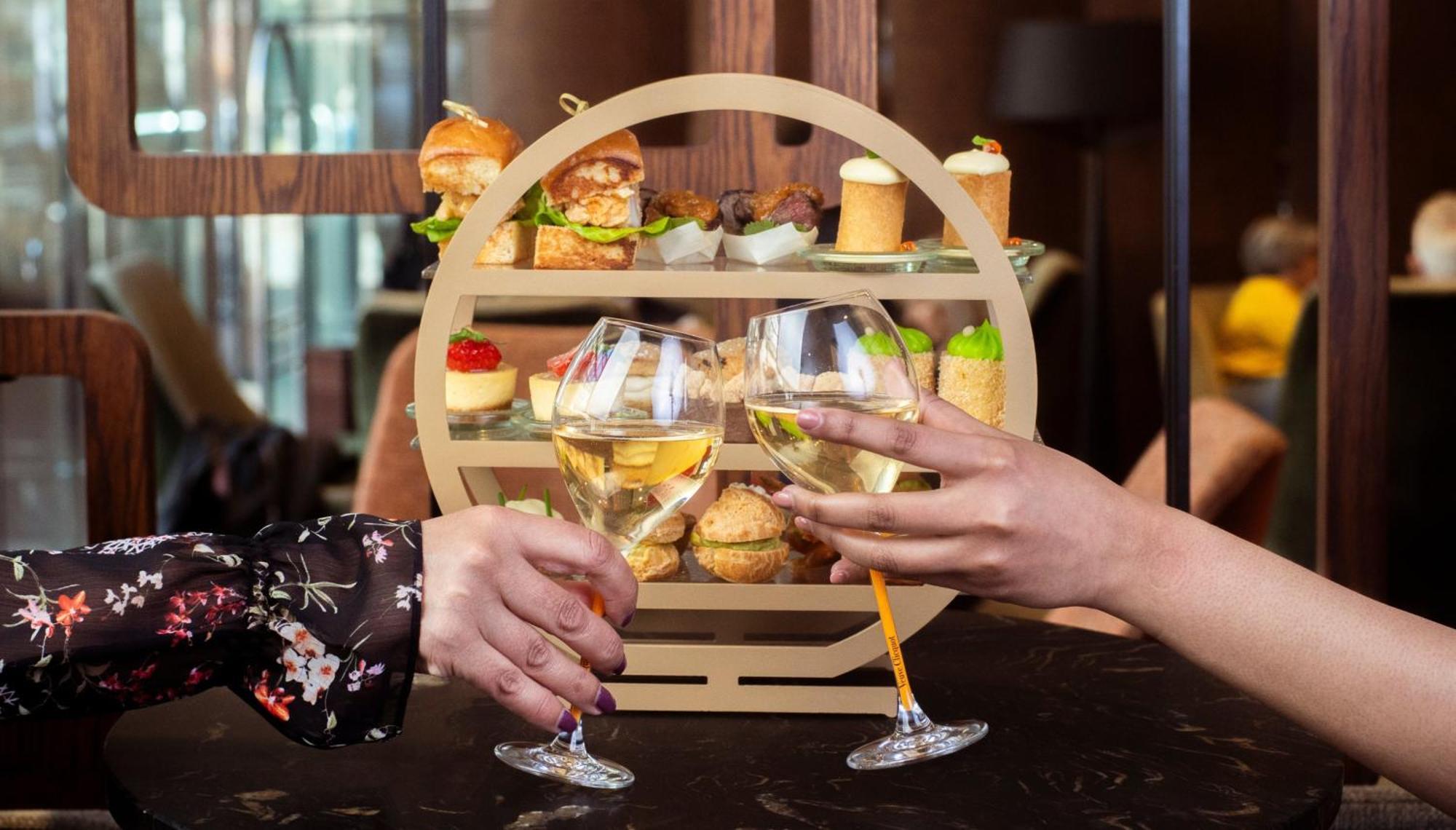 Intercontinental Wellington By Ihg Hotel Exterior photo Afternoon tea at the Mandarin Oriental, Hong Kong
